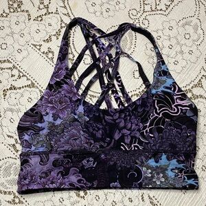 Vintage lululemon sports bra